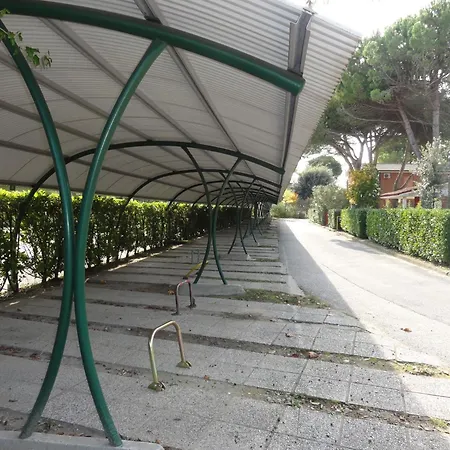 Cozy Flat In A With Shared Pool Apartament Bibione